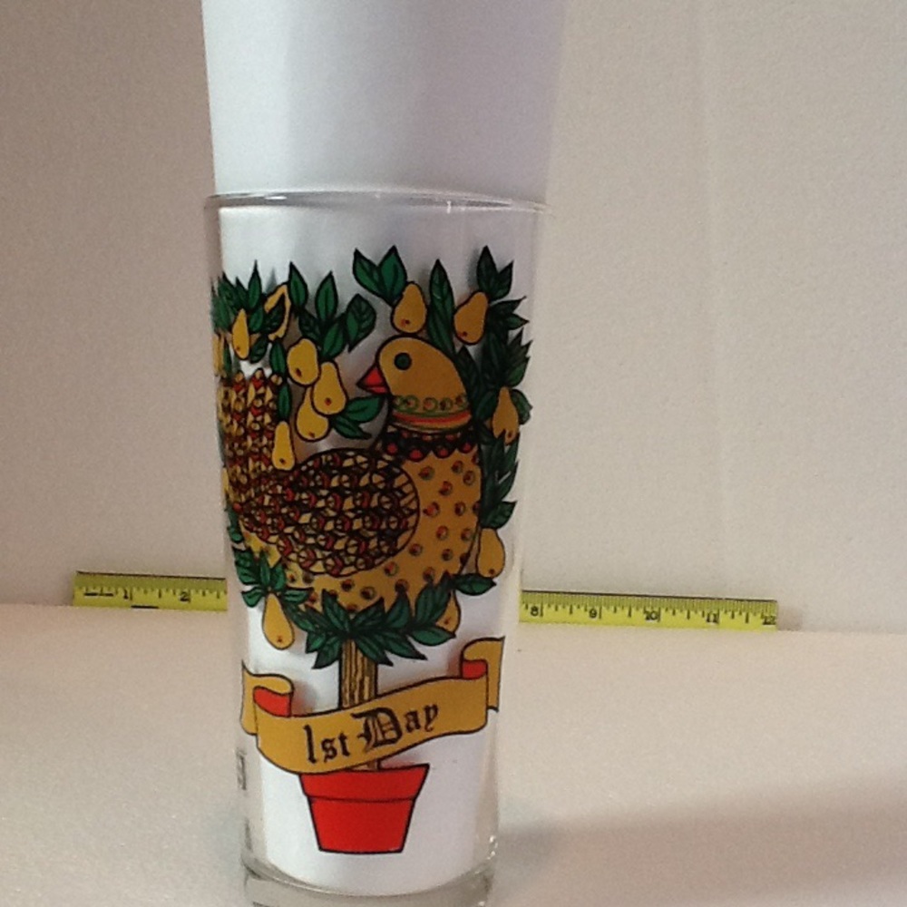 Pepsi 1st Day of Christmas 1970’s Glass.